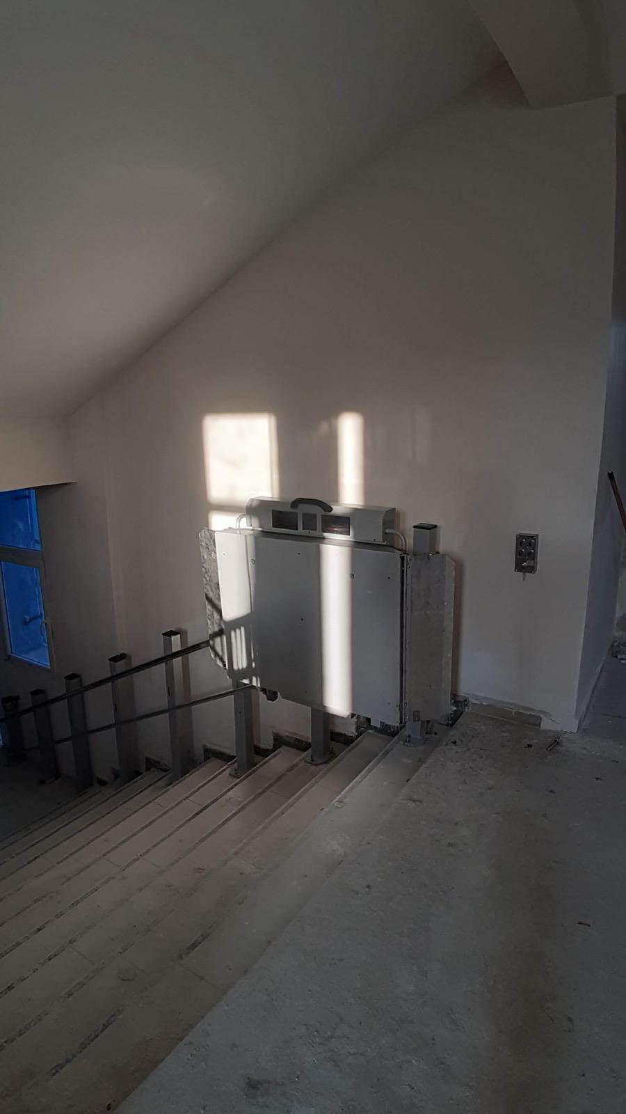 Merdiven Lift
